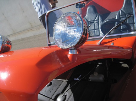 reno red buggy CU of left headlight and mount.jpg