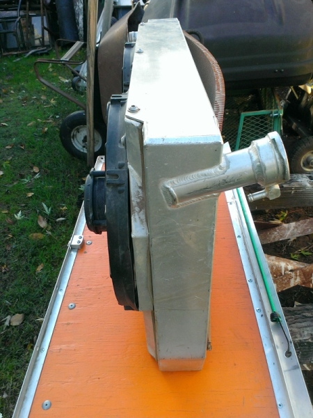radiator right side showing filler