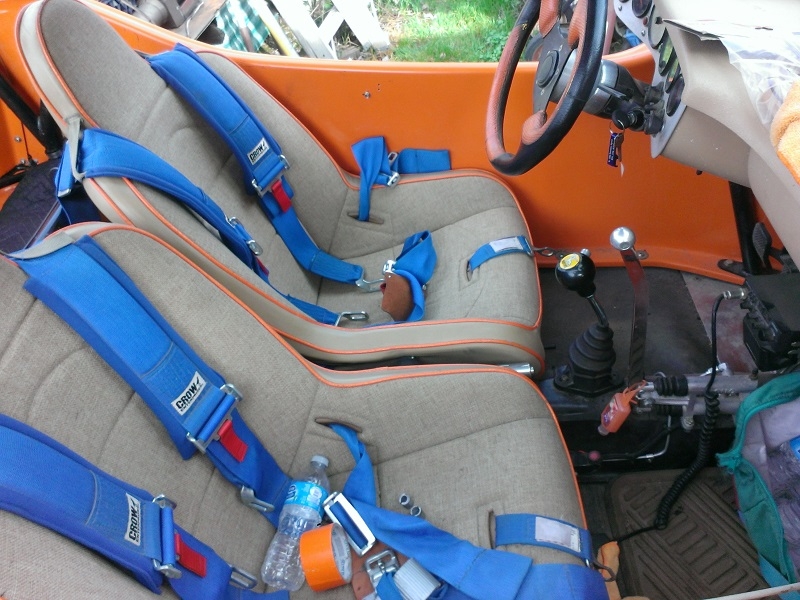 seat width from right side